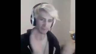 xQc clapping fast [upl. by Yeuh]