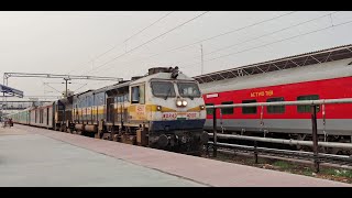 22498 Tiruchchirappalli  Shri Ganganagar Humsafar Express Arriving at Bikaner Junction [upl. by Coumas690]