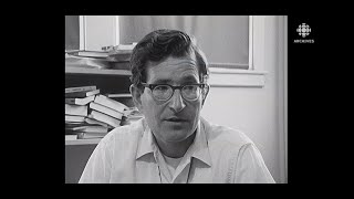 En 1971 Noam Chomsky critique de la guerre du Viêt Nam et du système politique de son pays [upl. by Che]