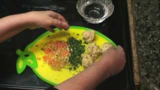 להכין quotקניידלךquot לראש השנה לפסח Making Matzo Balls stuffed [upl. by Jennie]