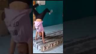 Clases de Acrobacias Basicas Pre Ballet A escueladebaile dance [upl. by Lewej]