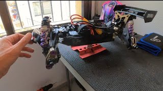 Section video of installing titanium colored Vitavon hubs on Tuti The TyphonArrma Tlr Typhon [upl. by Aetnahs562]