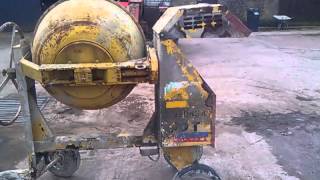 Winget Concrete mixer [upl. by Assenaj]