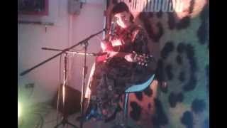 Mon Laferte  Desechable acustico [upl. by Eta]