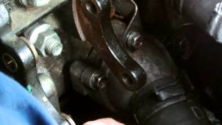 TOYOTA D4D WATER PUMP REPLACMENT 22 DIESEL [upl. by Fennie920]