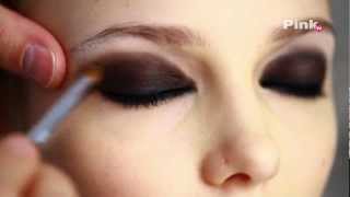 Макияж smoky eyes смоки айс дымчатые глаза видео урок [upl. by Llenaj193]