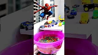 Three Handed Spider Man Stops Mini Car Race [upl. by Power]