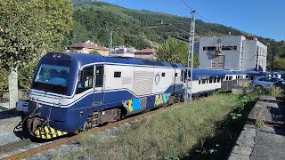 EL TRANSCANTÁBRICO GRAN LUJO MANIOBRANDO EN BALMASEDA [upl. by Carilyn]