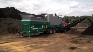 Komptech M2 Starscreen  Screening Compost [upl. by Cleodal]