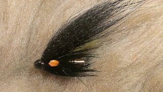 Tying a salmon fly Shumakov Tube Stoats Tail [upl. by Graaf]