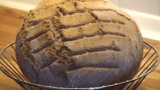 DinkelVollkornbrot selber backen aus frisch gemahlenen Körnern [upl. by Lucho]