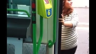 Screaming woman swearing on Melbourne Tram route 109 [upl. by Elletse]