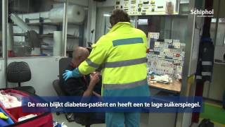 Een ochtend met de Schiphol ambulance [upl. by Bianka]