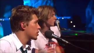 Hanson  MMMBop Underneath Acoustic Live [upl. by Cattima]