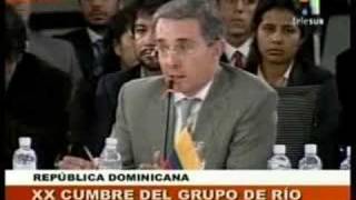 Uribe le habla a Correa [upl. by Llertac270]