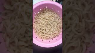 Sebzeli noodle yapıyorumtadı çok güzel oluyor🥰 noodle eat keşfet [upl. by Rifkin]