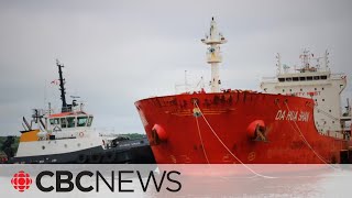 A rare closeup look at the tugboats of one of Canadas trickiest harbours [upl. by Nilorac]