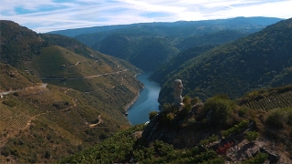 Ponte da Boga una bodega en el corazón de la Ribeira Sacra [upl. by Katrinka]