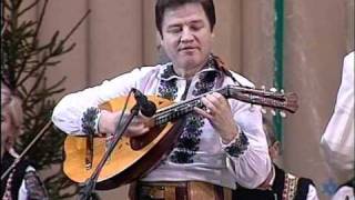 Pavel Turcan  cobza si orchestra quotFolclorquot Dirijor P Neamtu [upl. by Latoya]