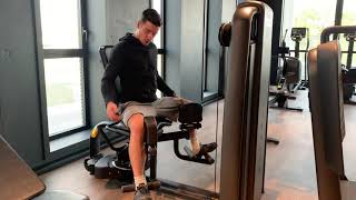 Explication de la machine adducteur  MUSCULATION [upl. by Aubrie674]