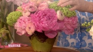 Flower Arrangement  Wedding Flowers  Martha Stewart Weddings [upl. by Rima]