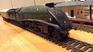 Hornby A4 60031 “Golden Plover” Wheel Slip in Slow Motion [upl. by Meekah]