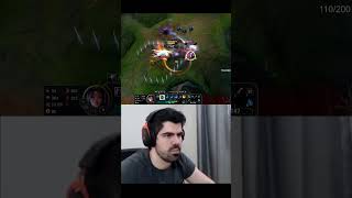 Irelia Carries U e sua Irelia diferenciada ireliacarriesU leagueoflegends irelia gameplay [upl. by Eenahpets987]