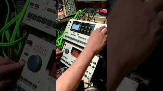 MachineDrum  MonoMachine Jam synth machinedrum electronicmusic monomachine techno [upl. by Fregger]