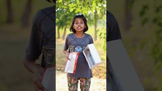 Betiyaan ko Gift🎁 me kya mila End me dekho shorts gift funny prank [upl. by Chelsea]