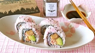 How to Make Pink Smoked Salmon and Avocado Sushi Rolls Gifts from Tacoma スモークサーモンアボカド巻き レシピ [upl. by Ajnos800]