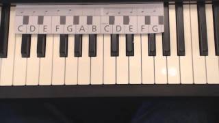 Pianoles 04 Gratis playalong pianomethode Gratis online pianocursus voor beginners [upl. by Maureen97]