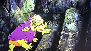 The Black Cauldron 1985 Creeper gives bad news to the Horned King [upl. by Nauwaj452]