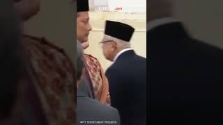 Momen Prabowo Salami Keponakannya yang Dilantik Sebagai Wamenkeu [upl. by Aniri]