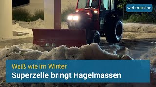 Superzelle bringt Hagelmassen in Oberbayern  Weiß wie im Winter [upl. by Assilen]