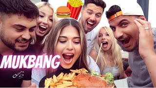 BURGER  QampA  MUKBANG Alganabis [upl. by Batholomew]