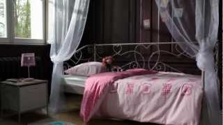 Chambre enfant style charme banquettelit  Catalogue BUT 20122013 [upl. by Ohploda287]