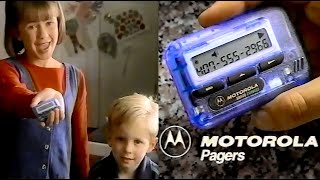 1994 Motorola Pagers Commercial  How We Communicated In The 1990s  Bravo Express Beepers [upl. by Debo]