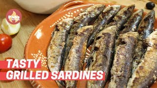 Sardine Showdown King Oscar vs Chicken of the Sea FOOD FIGHT Olive Oil Packed Sardines Comparison [upl. by Marnia422]