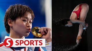 Paris 2024 Chinas Quan Hongchan retains 10m platform diving title [upl. by Jacquelynn]