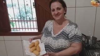 BOLINHO DE MANDIOCA ESPECIAL  VIDA NA ROÇA  COISAS DA ROÇA  RECANTO SOSSEGO [upl. by Hahcim]