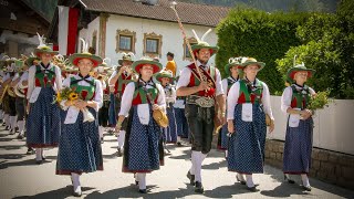 🎺 Bezirksmusikfest in Sistrans Tirol 2023  Festumzug mit Defilierung [upl. by Ecirb900]