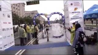 Eran Lande  Bucharest Half Marathon 2009 [upl. by Arracahs41]