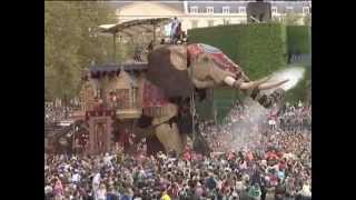 The Sultans Elephant by Royal de Luxe produced in London in 2006 by Artichoke [upl. by Nalorac]