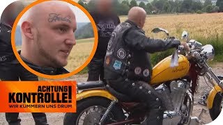 quotIch bin angekotztquot  Polizei will Motorrad aus dem Verkehr ziehen  Achtung Kontrolle  kabel eins [upl. by Ithaman]