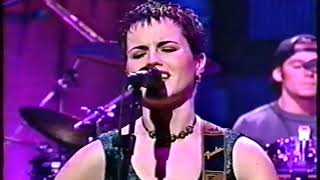 Late Night The Cranberries  Linger Live 102993 [upl. by Selway933]