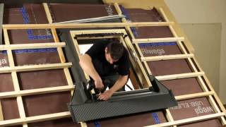 Come installare una finestra per tetti VELUX torino YouTube [upl. by Breed]