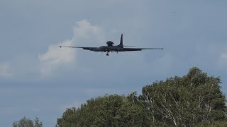 Lockheed U2 Dragon Lady landing at RIAT 2023 [upl. by Oimetra698]