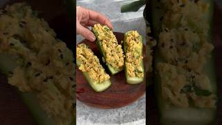 Veganer KichererbsenThunfischSalat 🌱 Gefüllte Gurken Low Carb Snack mrsflury plantbased [upl. by Allerus]