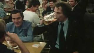 Randale auf dem Oktoberfest 1976 [upl. by Halludba]