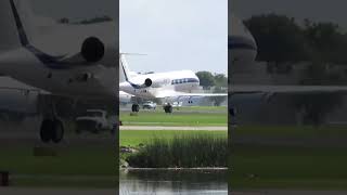 Gulfstream Aerospace GIVX  Private Jets  Landing [upl. by Adelle]